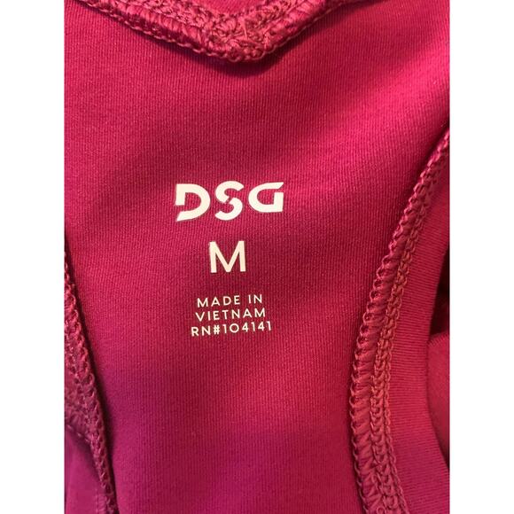 DSG fuchsia sleeveless racer back athletic top size M - Picture 3 of 8